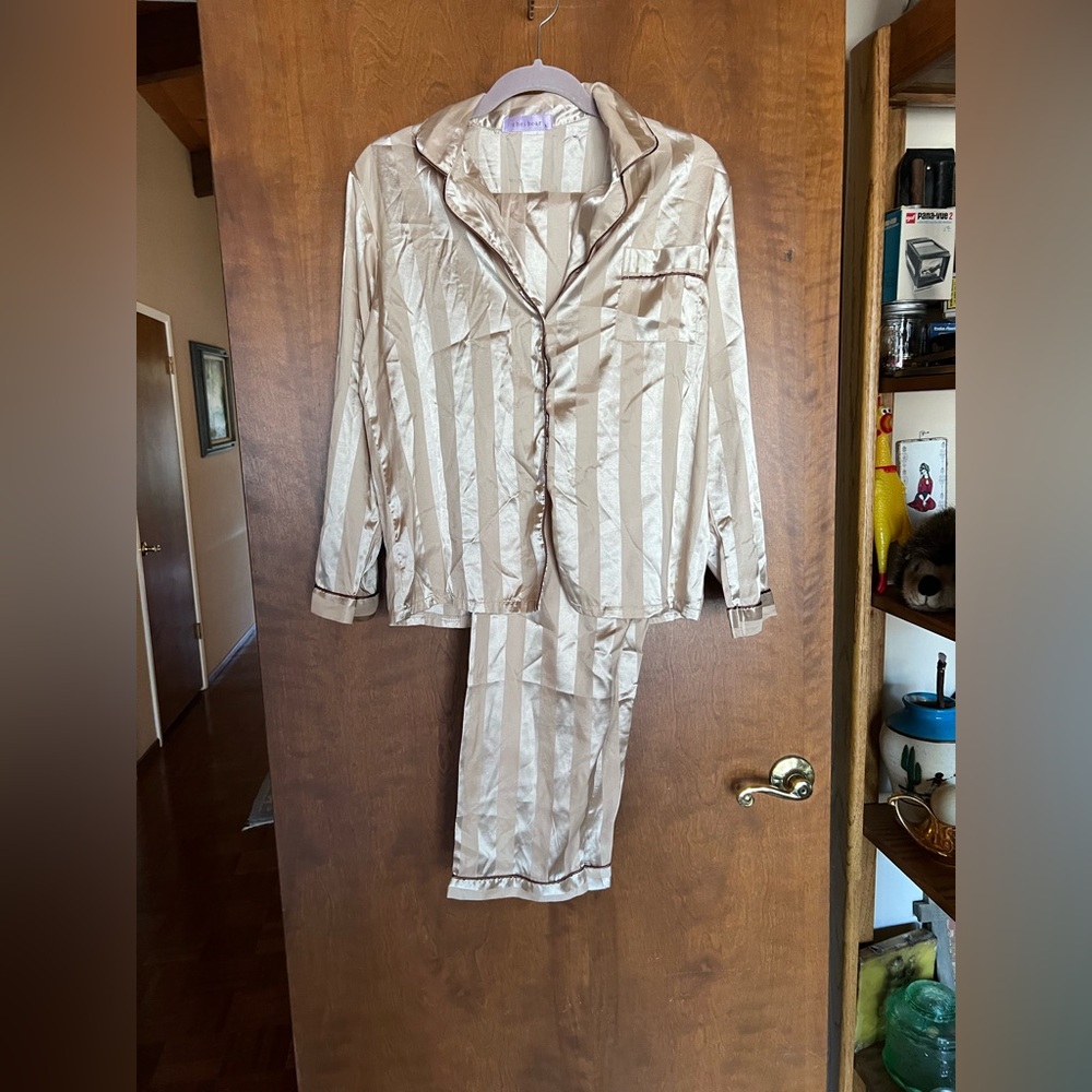 Luxurious Satin Pajama Set in Tan